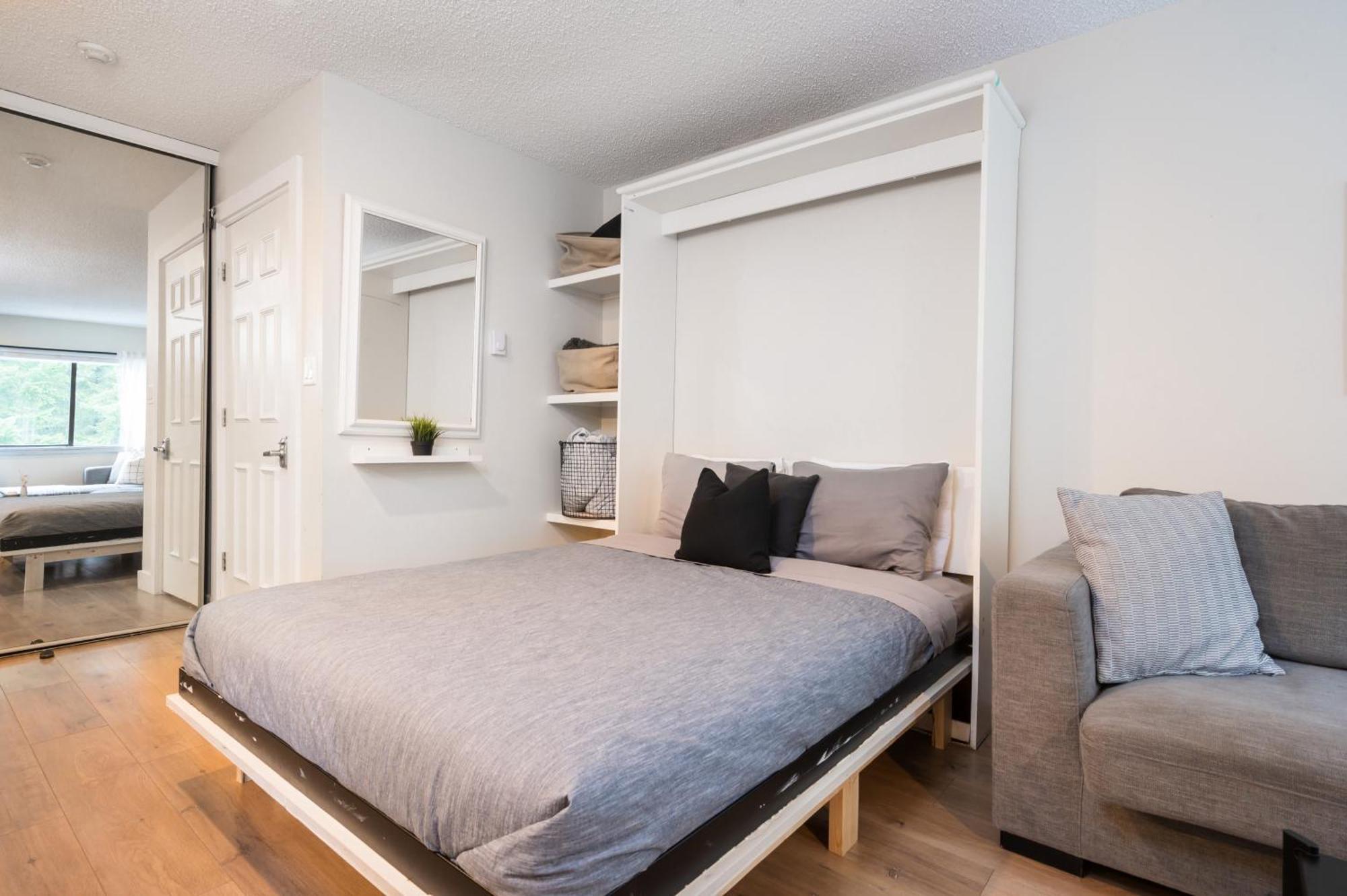Apartamento Creekside Oasis 4 Beds Pool And Hot Tub Whistler Exterior foto